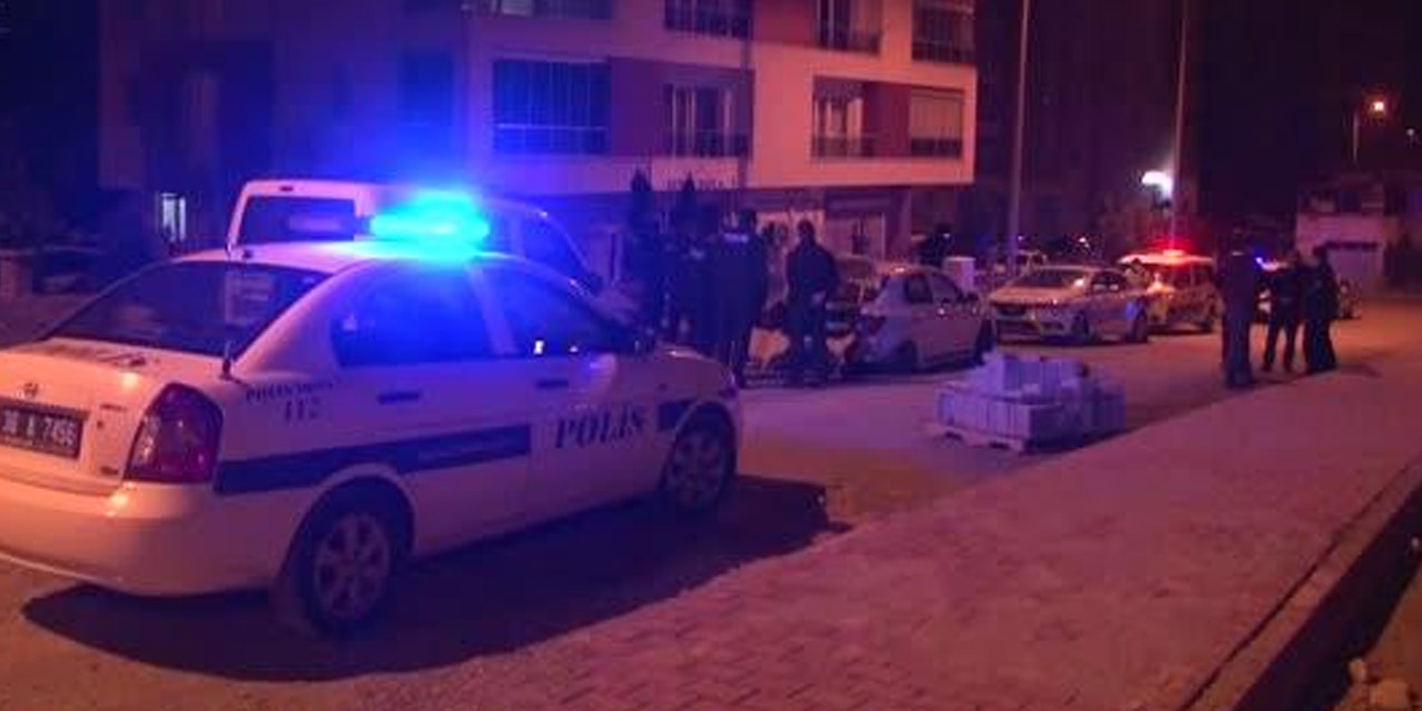 Bekçilerden kaçarken kaza yaptı! Kiralık araç hurdaya döndü