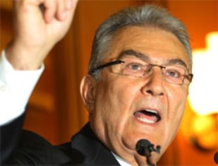 Deniz Baykal'dan Gül'e protesto
