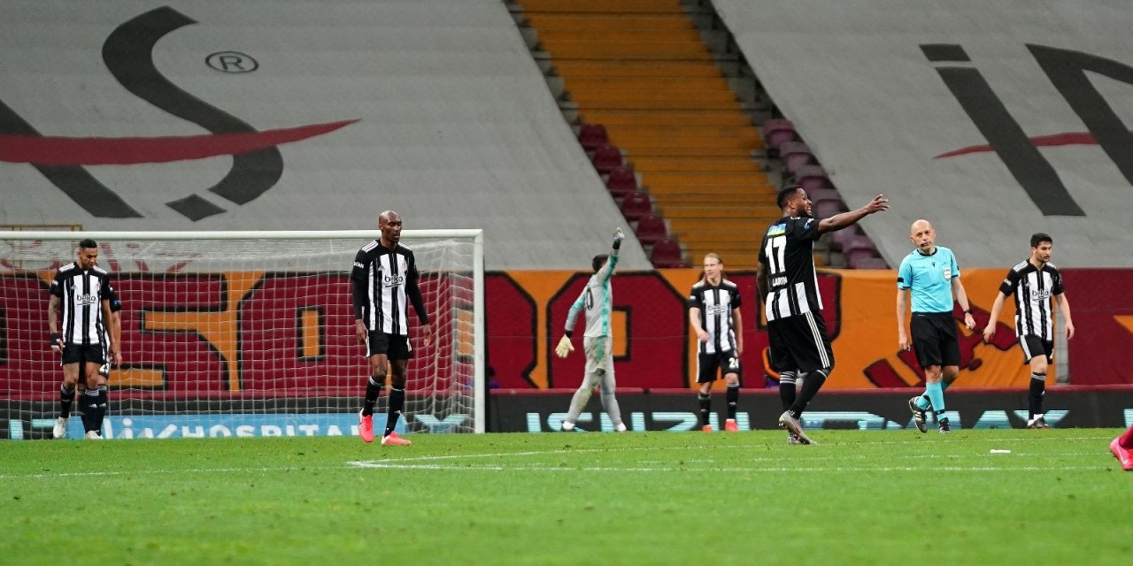 Beşiktaş Süper Lig'de 7 maç sonra kaybetti