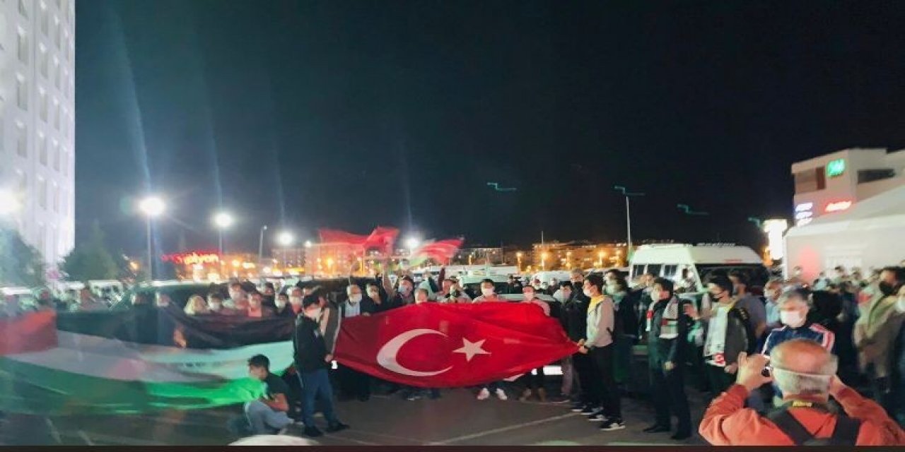 Malatyalılar İsrail’e tepki ‘Mescid-i Aksa’ya destek için konvoy yaptı