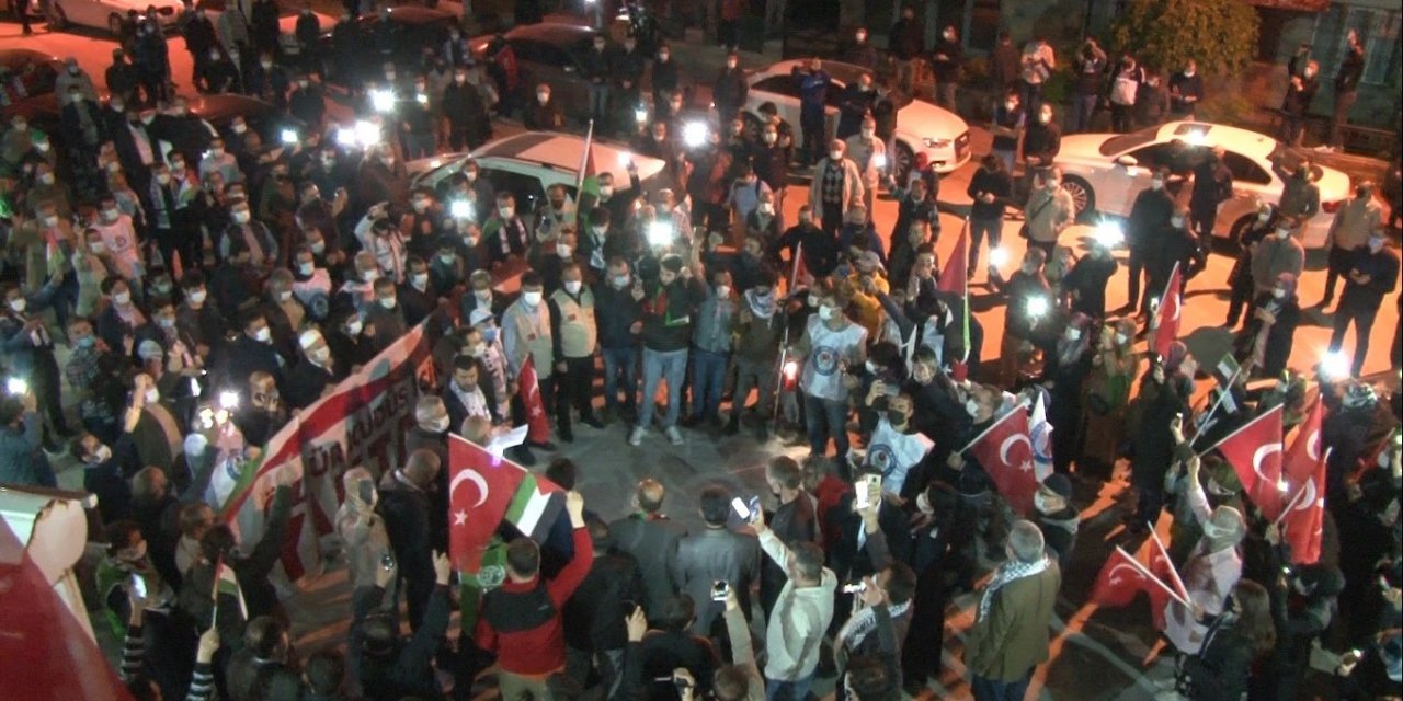 Eskişehirliler Filistin için yüzlerce araçla konvoy yaptı