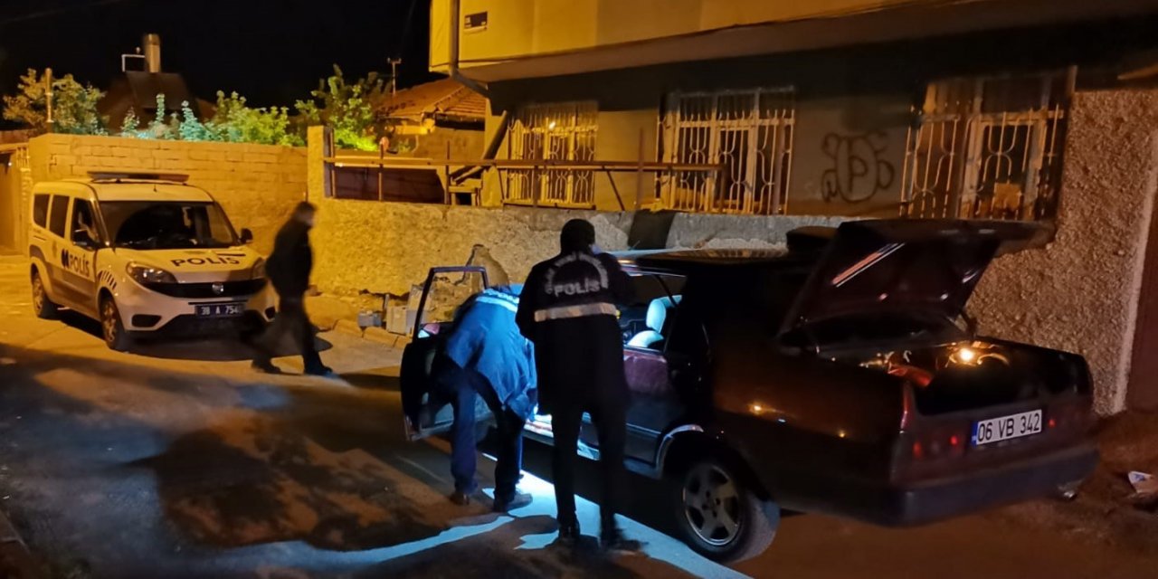 Otomobilde kanlı saldırı! Tüfekle vurulan şahıs yaralandı