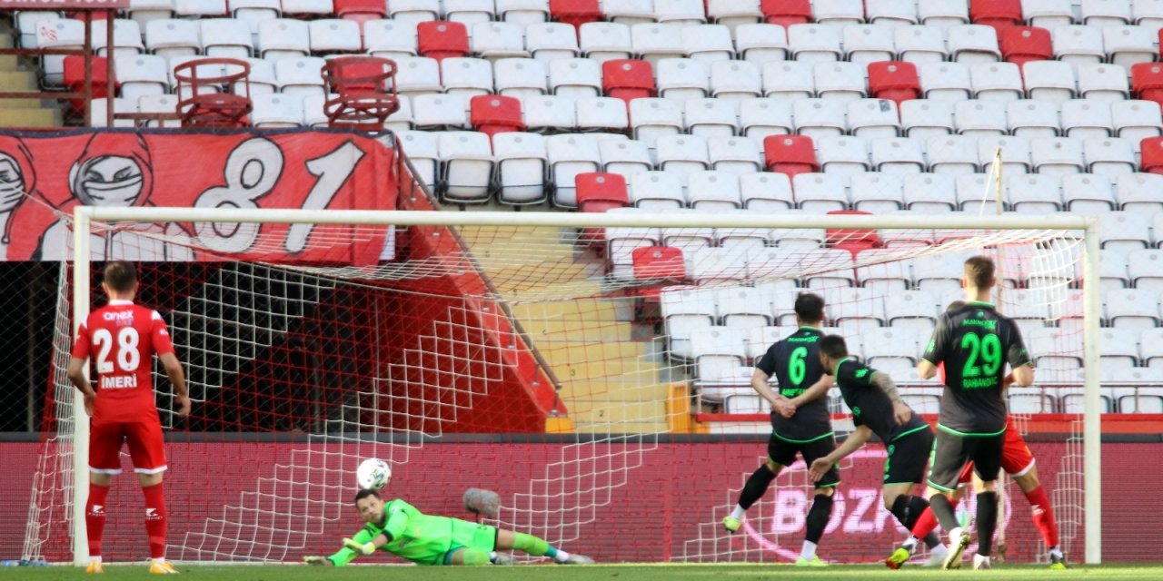 Konyaspor sezonu Antalya beraberliğiyle tamamladı
