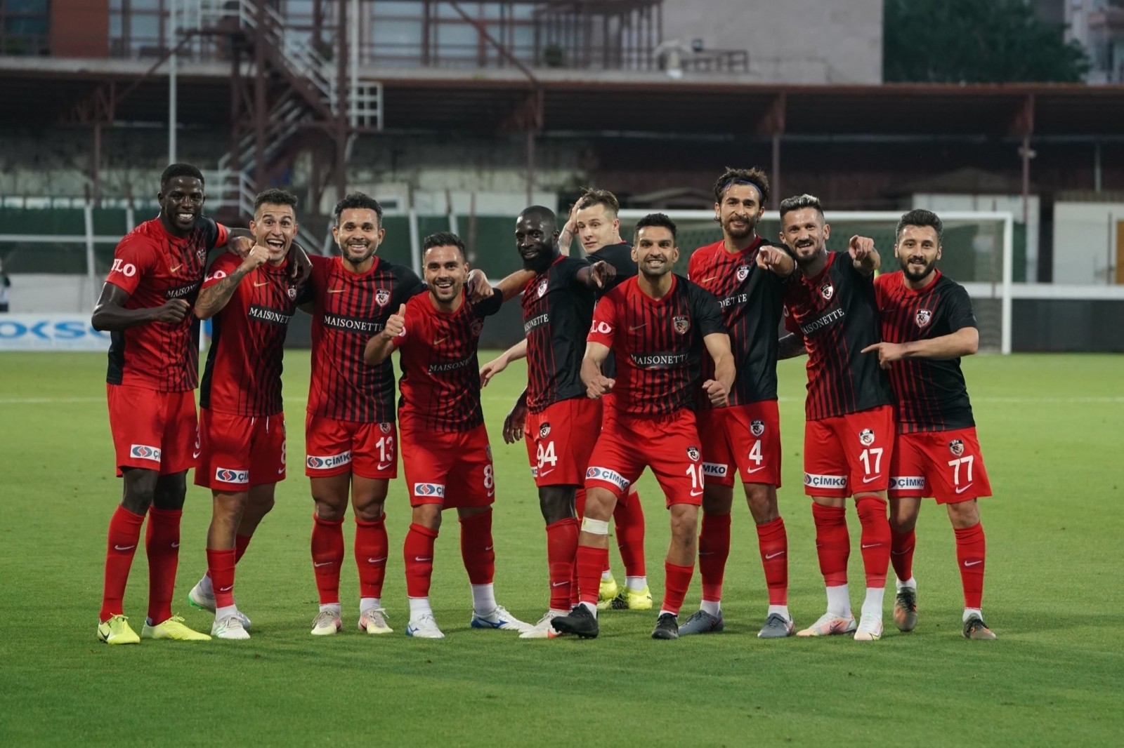 Gaziantepspor'da futbolcu kalmayacak! Yönetime kaynak lazım