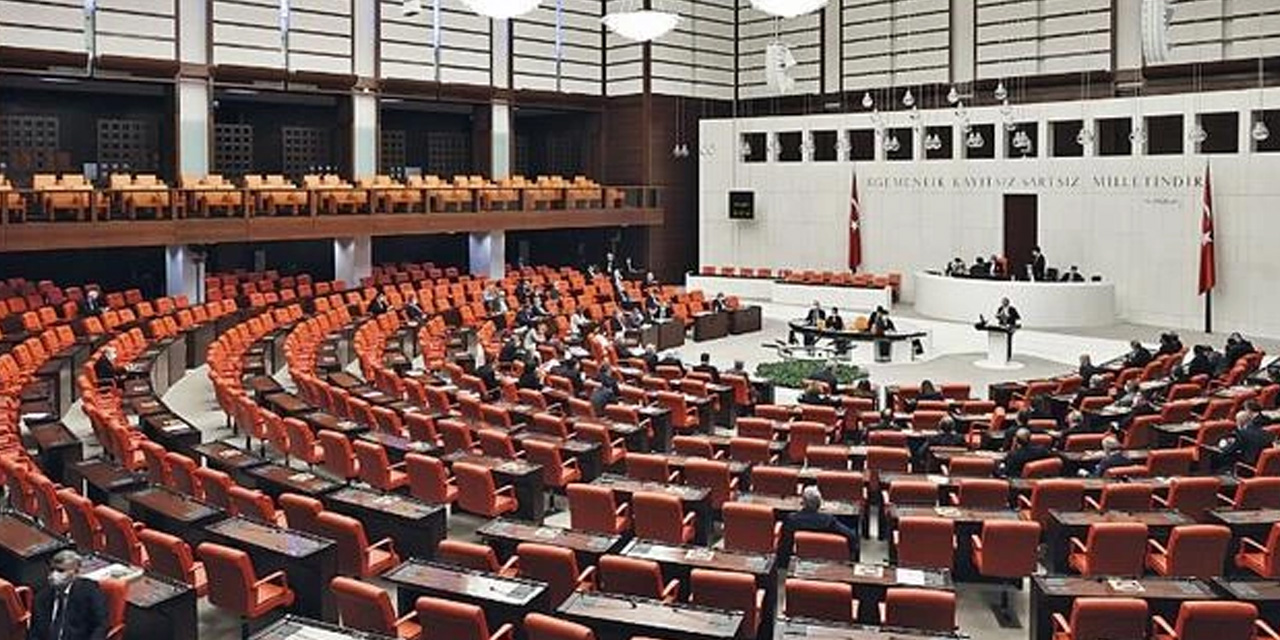 Teklif kabul edildi! 18 yaşından küçükler de BES’e dahil edilecek