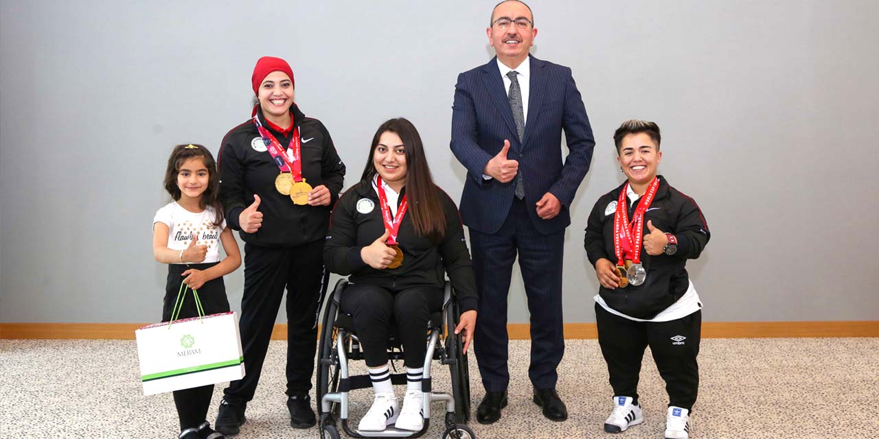 Meram Belediyesporlu milli haltercilerden Tokyo'da madalya sözü