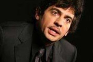 Ünlü şovmen ölümden döndü