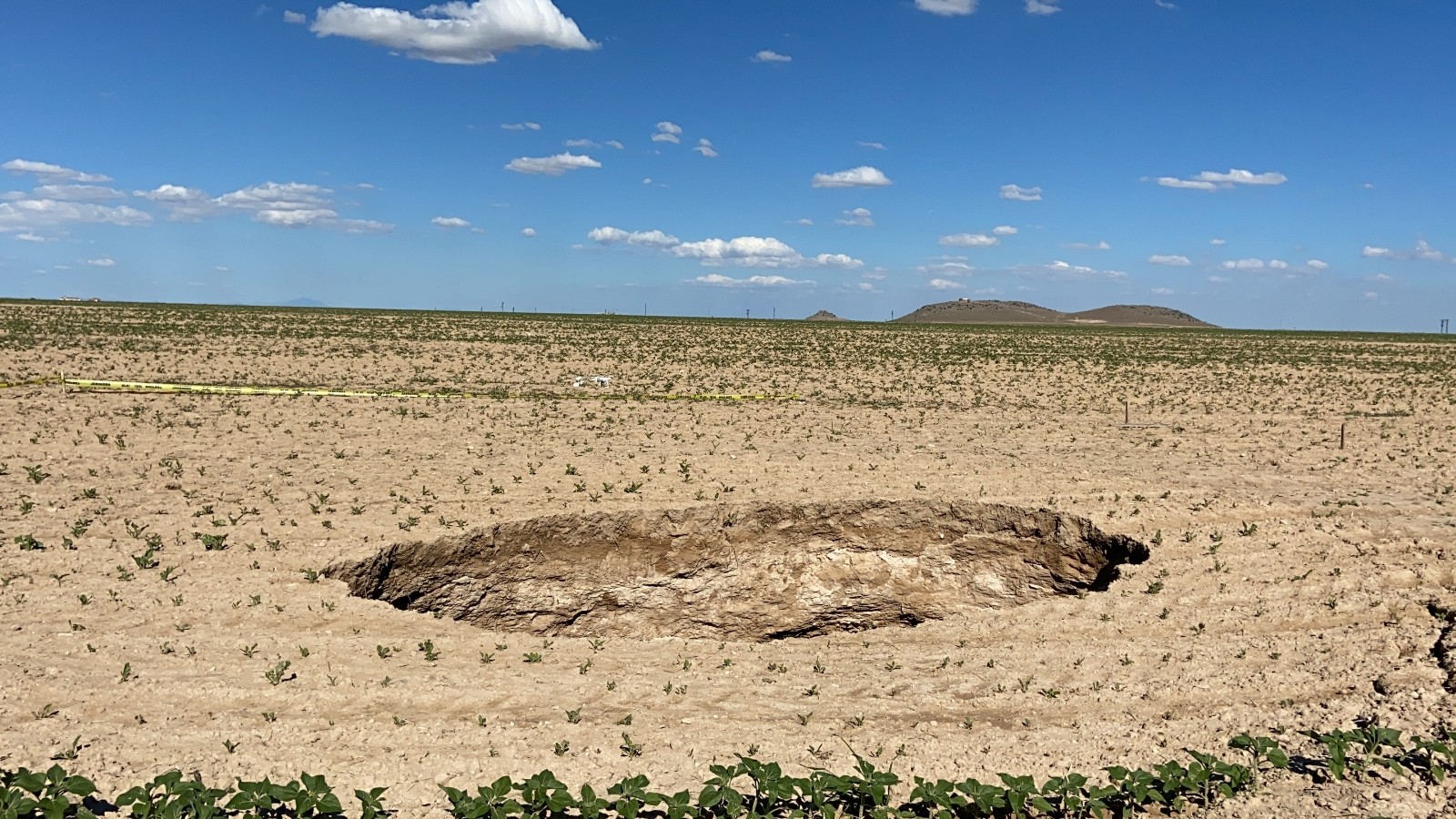 Konya Karapınar'dan sonra bir ilçede daha obruk oluştu! Bölge halkı panikte
