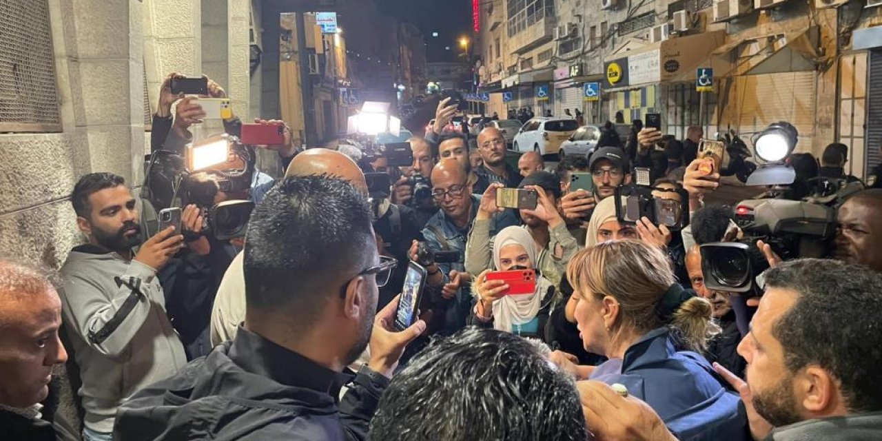 İsrail Al-Jazeera muhabirini bir şartla serbest bıraktı