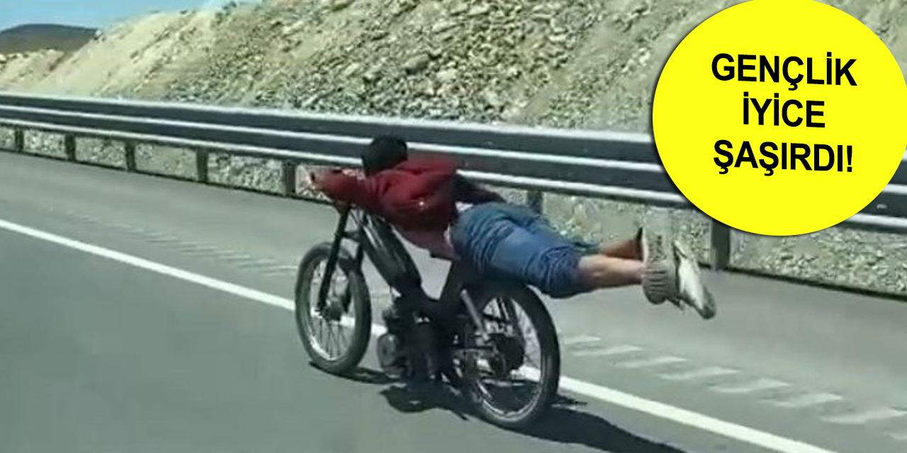 Konya - Antalya yolunda tehlikeli yolculuk! Kasksız sürücü motosikletin üstüne yattı