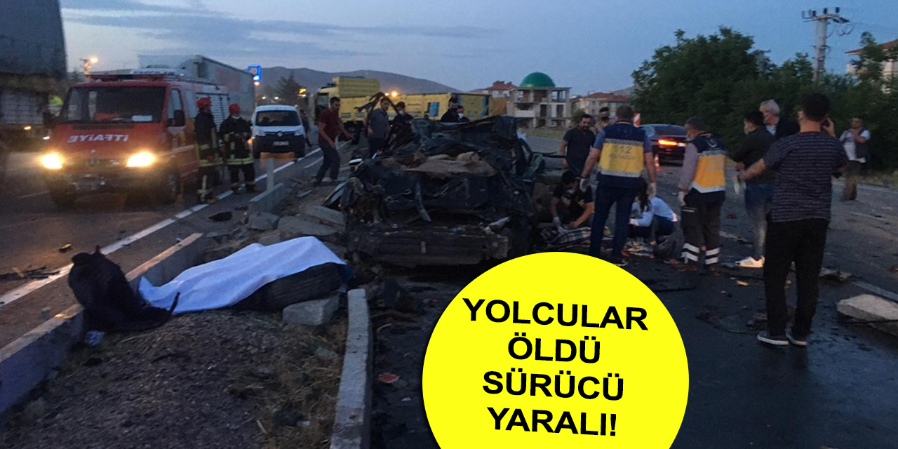 Konya'da karşı şeride geçen otomobil kamyonla çarpıştı! 2 ölü 1 ağır yaralı