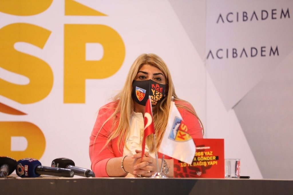 Kulüpler taraftarları tribünde görmek istiyor! Bir çağrı da Kayserispor Başkanı Berna Gözbaşı'dan geldi