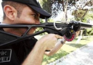 Ölümcül plastik mermili tüfekler 30 ilde