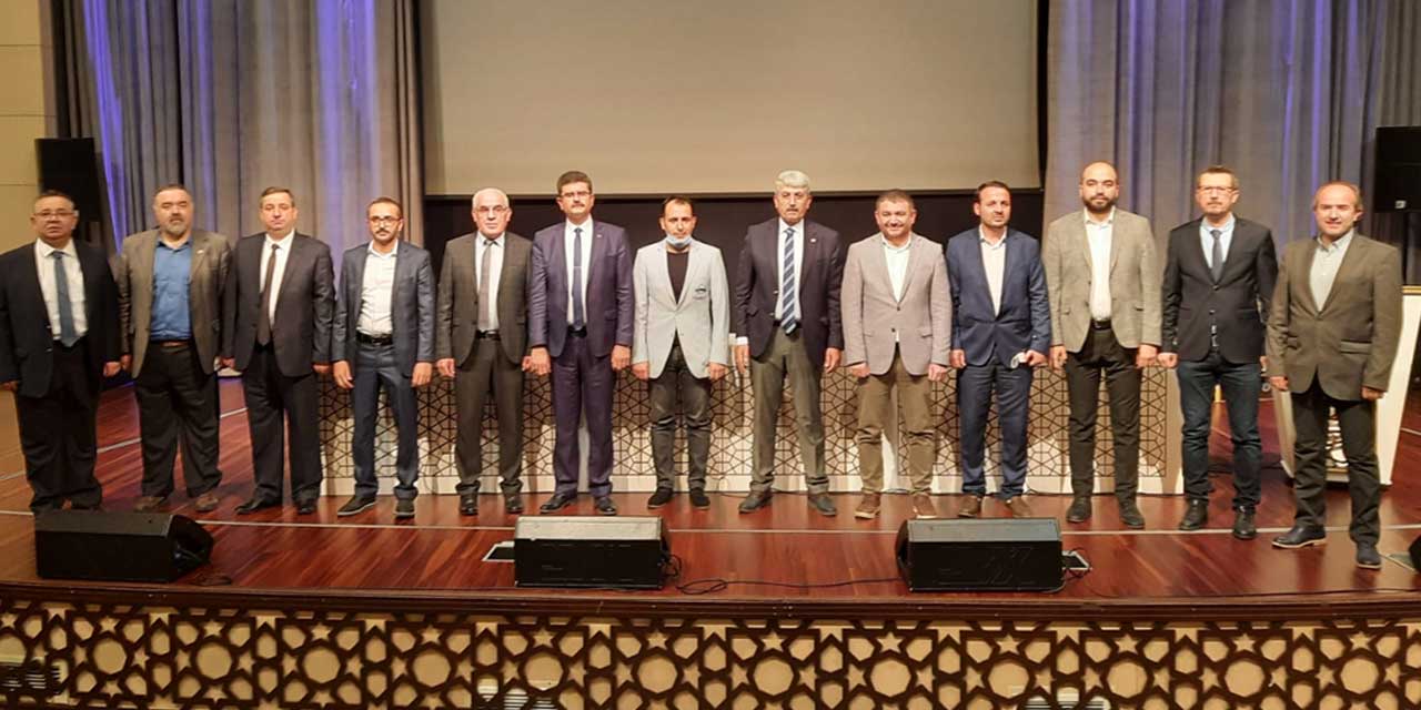 Konya Gazeteciler Cemiyeti Başkanlığı'na Sefa Özdemir yeniden seçildi