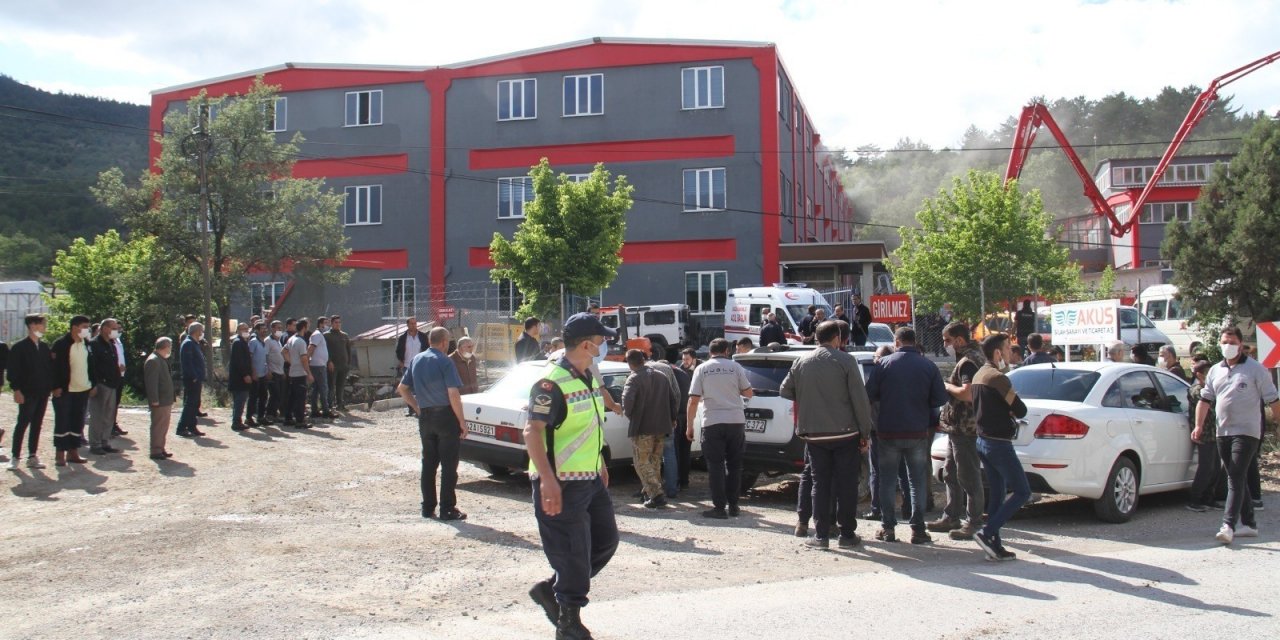 Türkiye'nin bomba atar üreten Konya'daki silah fabrikasında yangın çıktı