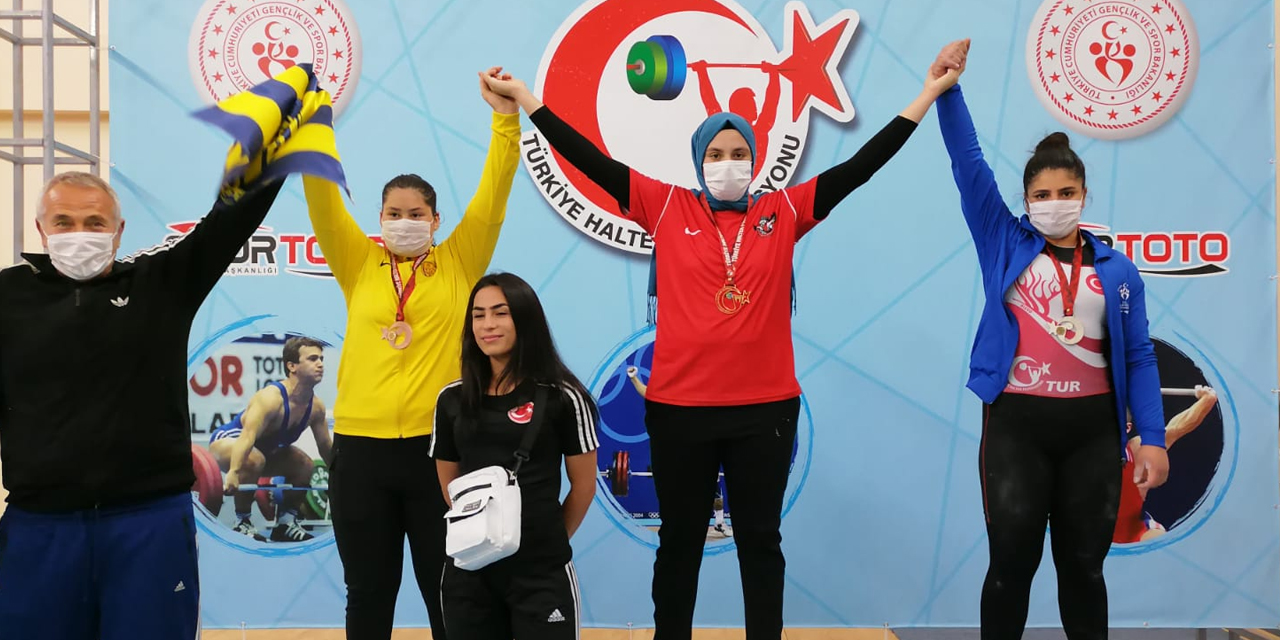 Konya Tohm sporcuları U15 ve Yıldızlar Halter Türkiye Şampiyonasından derecelerle döndü