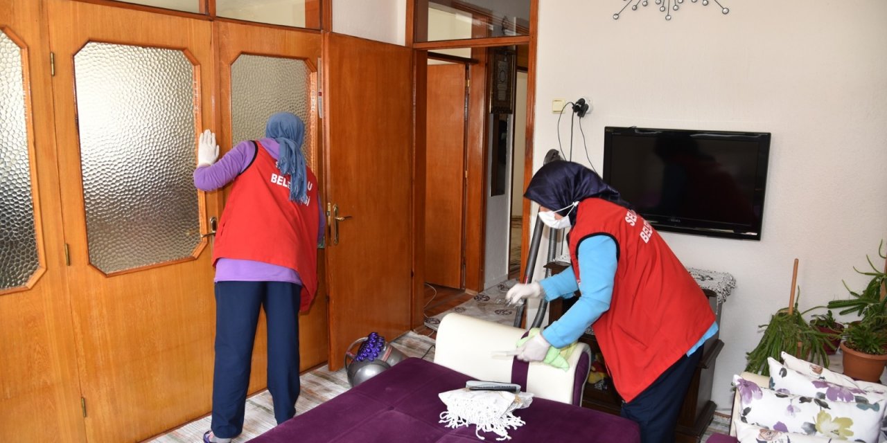 Konya'da yaşlılar emin ellerde! Evde Yaşlı Bakım Hizmeti yeniden başladı