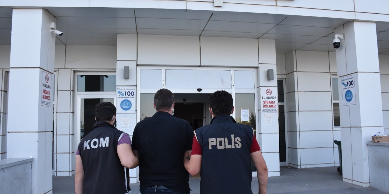 FETÖ’nün askeri yapılanmasına 25 ilde operasyon! 82 kişiye gözaltı kararı