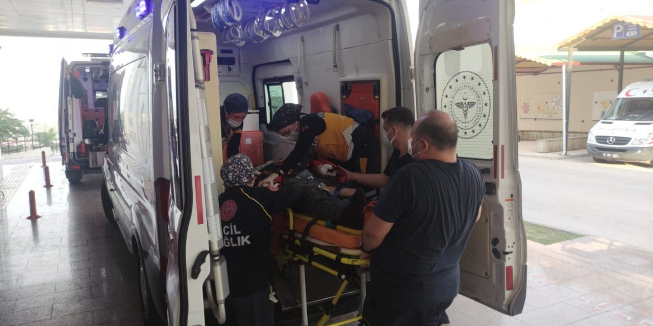 Orhangazi - İzmir otoyolunda feci kaza: 1 ölü 1 yaralı