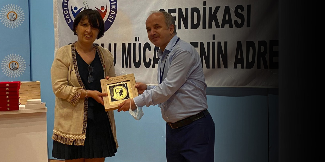 SAHİM-SEN'de Başkan Özlem Akarken güven tazeledi