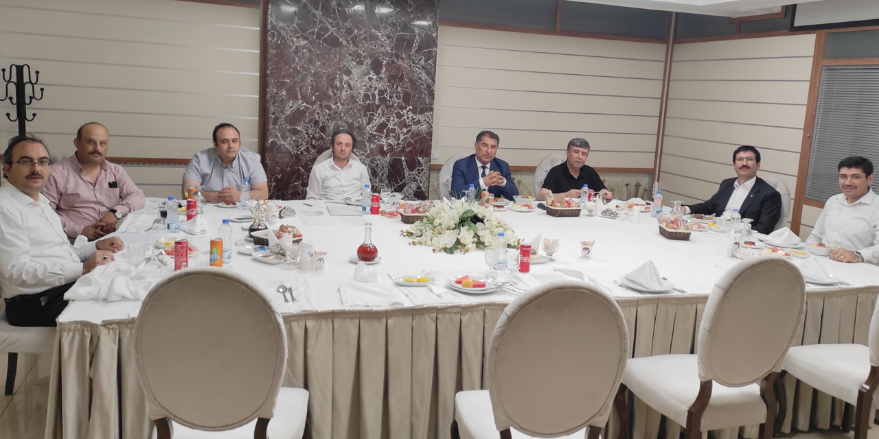 Ankara Kadınhanılılar Platformu Derneği’nde nöbet değişimi