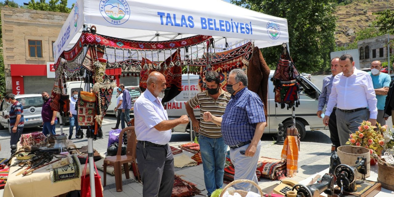 Talas Antika Pazarı 16 aylık pandemi arasının ardından yeniden açıldı