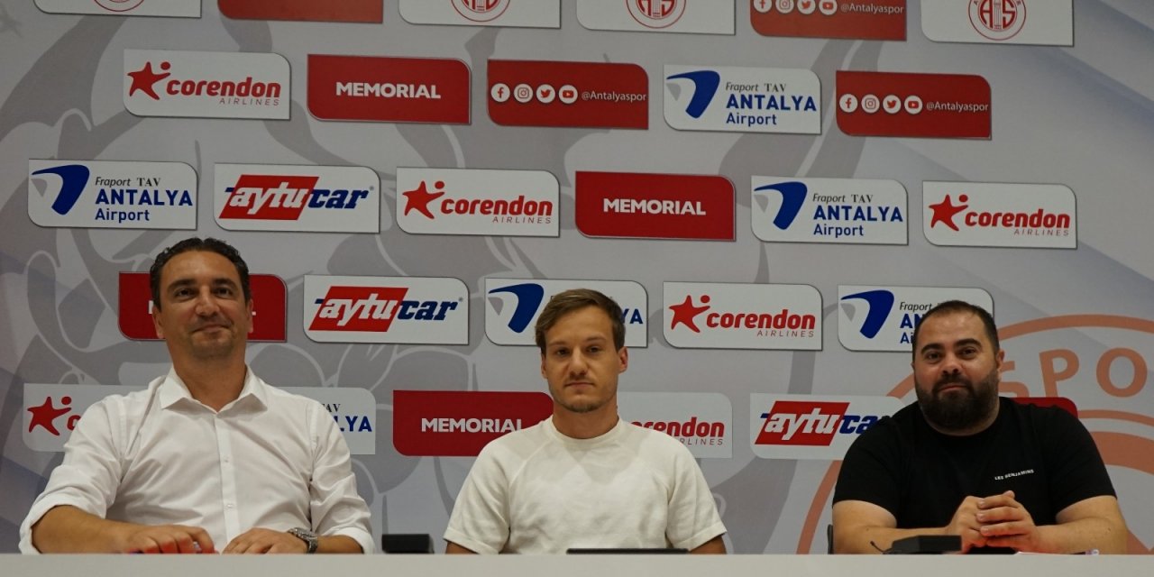 5 sezondur Konyaspor'da forma giyen Deni Milosevic Antalyaspor’da