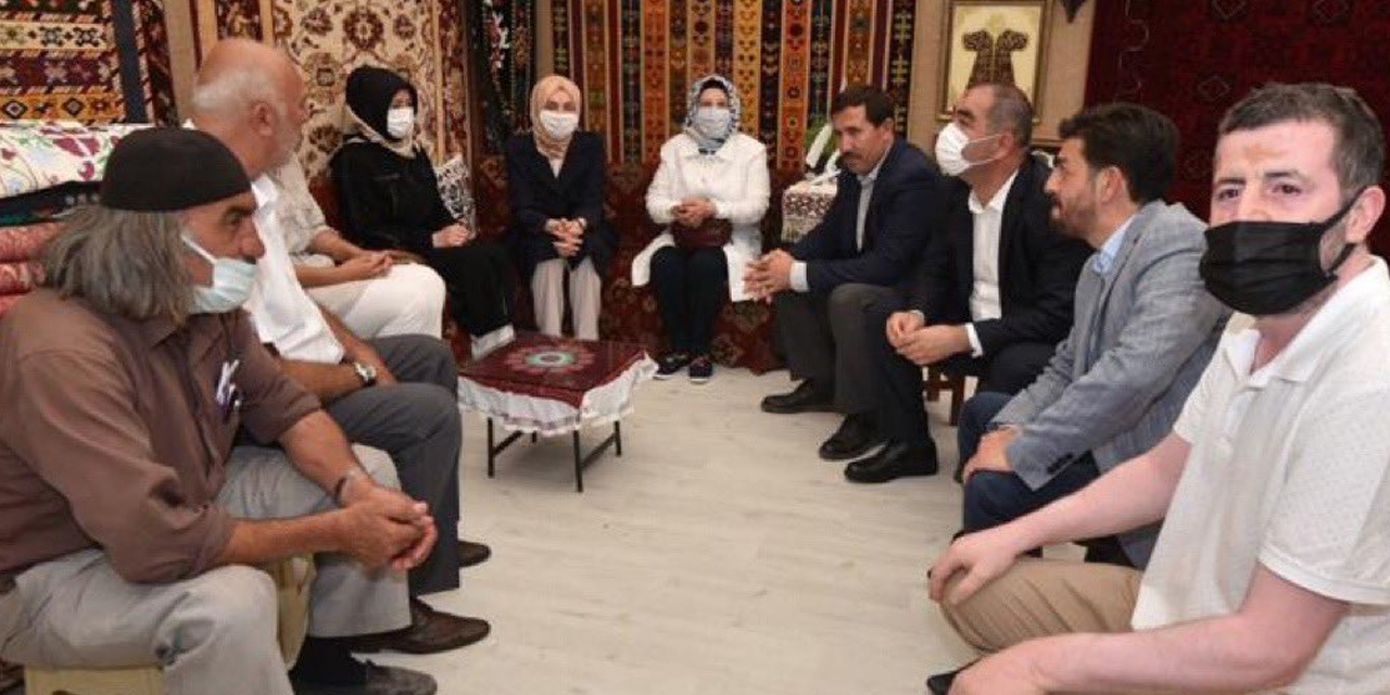 Konya Milletvekili Usta ve Başkan Kılca Mevlana Çarşısı ve Karakayış Caddesi esnafını dinledi