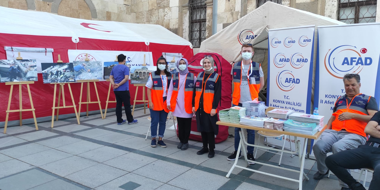 Konya AFAD 15 Temmuz'da Mevlana Meydanı'nda yerini aldı