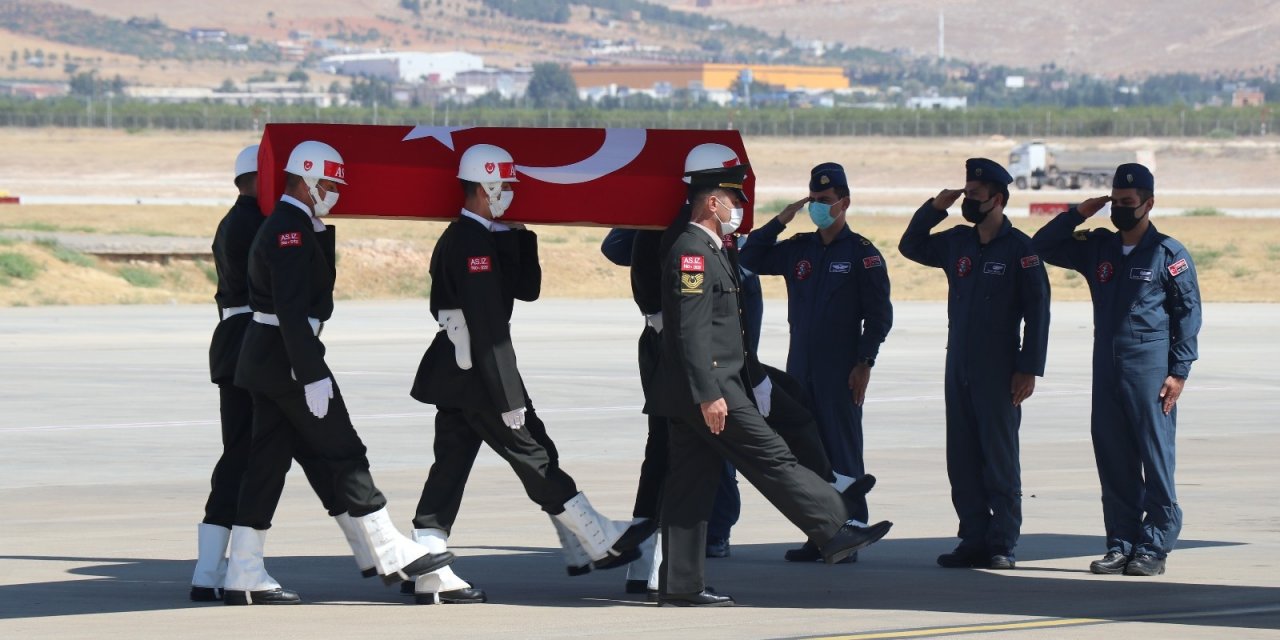 Samsun ve Ordu'nun şehidi var! Emrah Arslan ve Fatih Güney memleketlerine uğurlandı