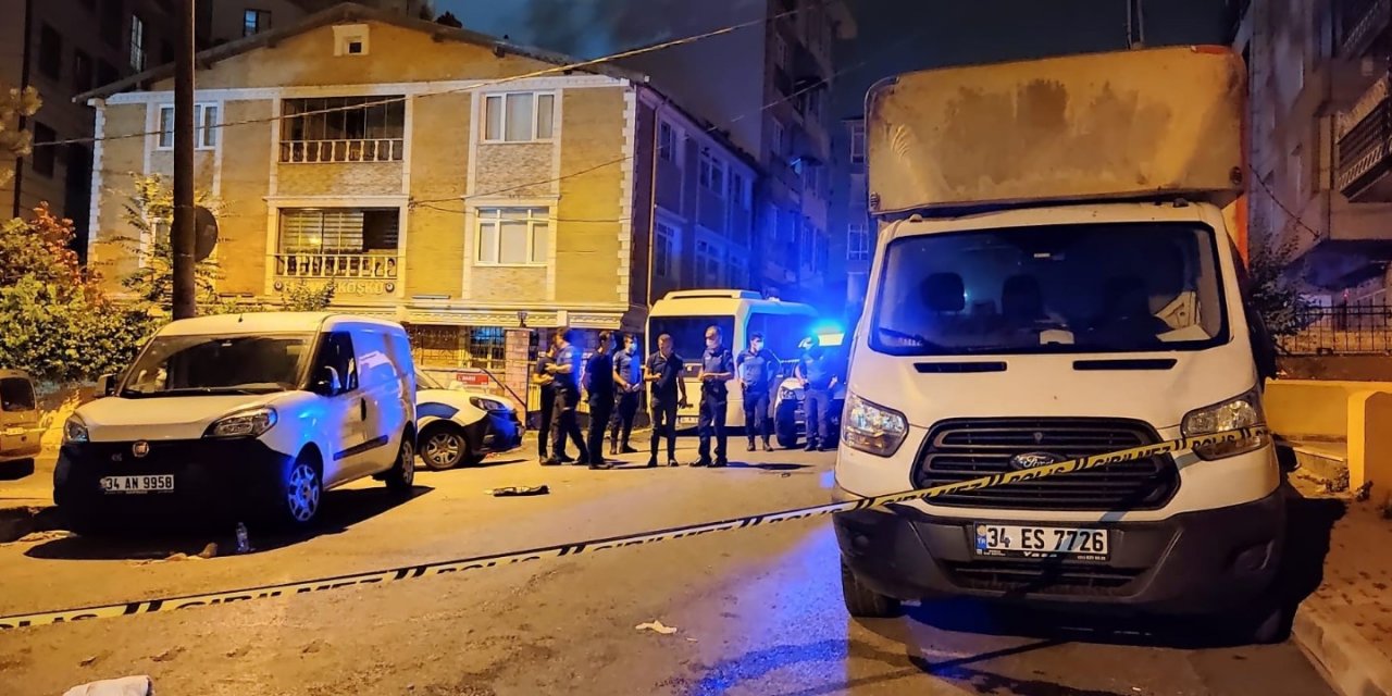 İstanbul'da kanlı kavga! Cahit ve Cevdet Mumcu kardeşler kuzenleri tarafından öldürüldü