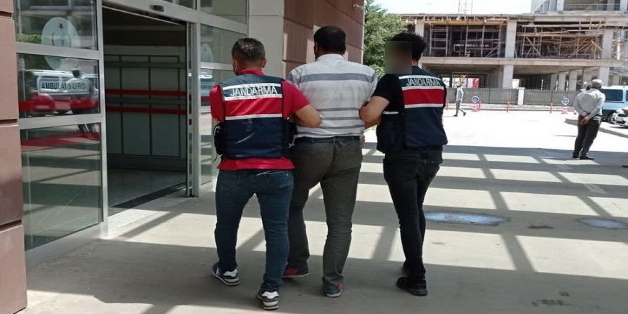 Adıyaman'da teröristlere kıyafet temin eden KHK ile ihraç eski öğretmen tutuklandı