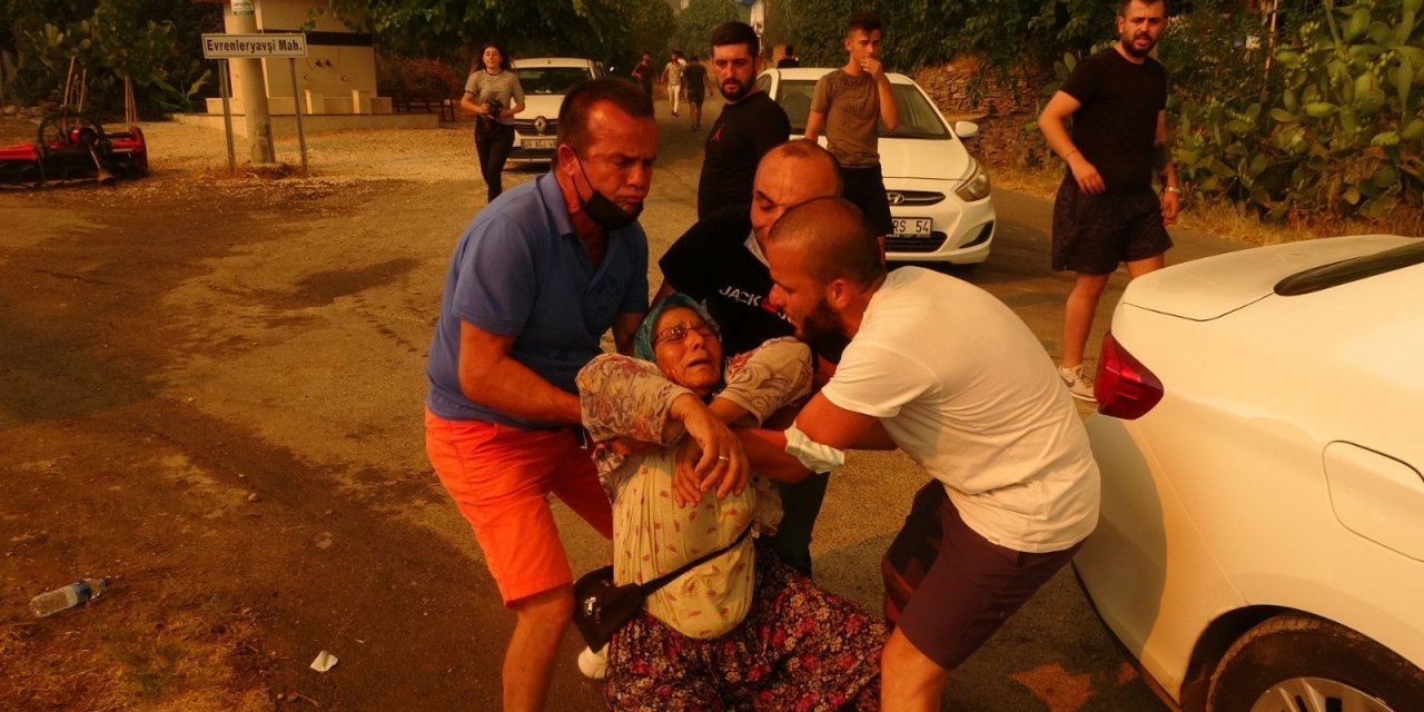 Manavgat alev alev yanıyor! Bir mahalleye daha sıçradı