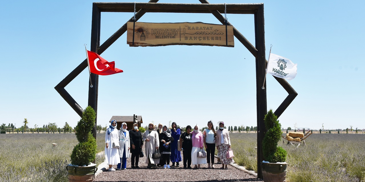 TBB'nin Konya programına gelen başkan eşlerinden lavanta bahçesine tam not