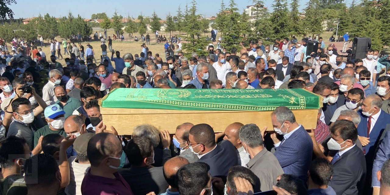 Konya’da vahşice katledilen 7 kişi toprağa verildi
