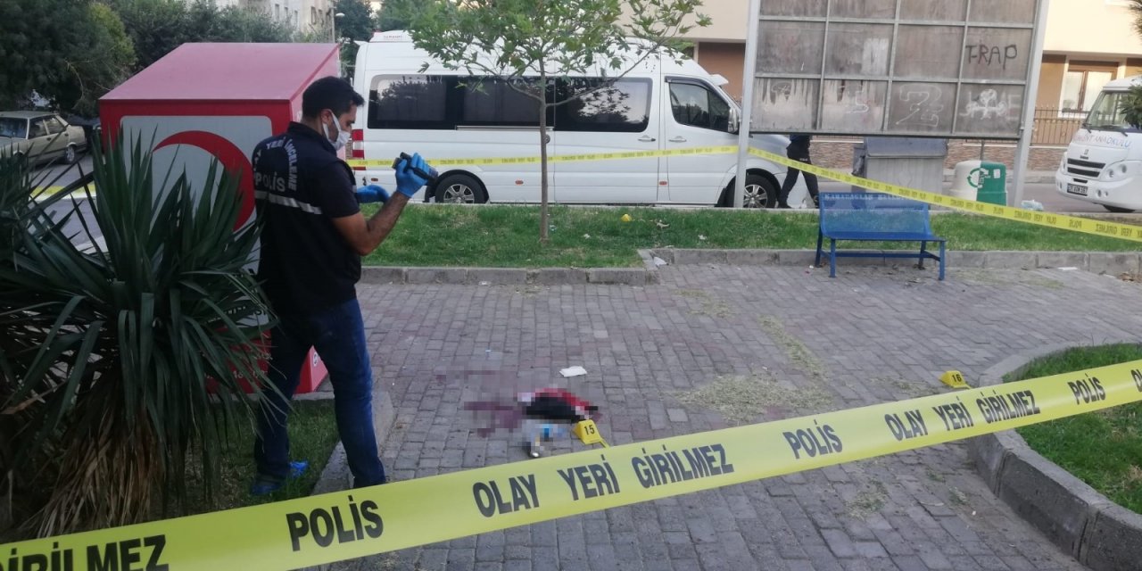 İki grup arasında çıkan kanlı kavgada Umutcan Sapan hayatını kaybetti