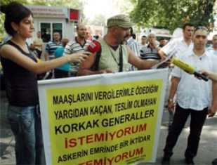 Korkak general istemiyorum eylemi