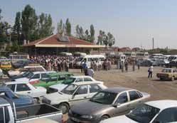 Yıllar sonra gelen kalabalık