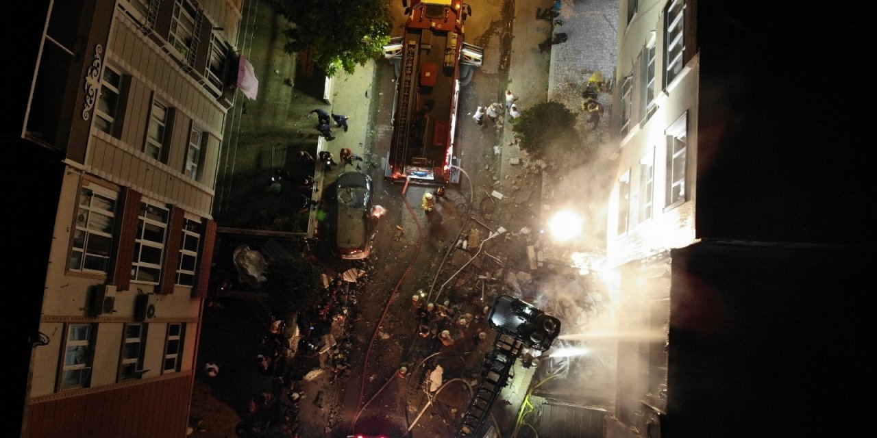 Ayakkabıcıda korkutan patlama! İl belirlemelere göre 4 yaralı