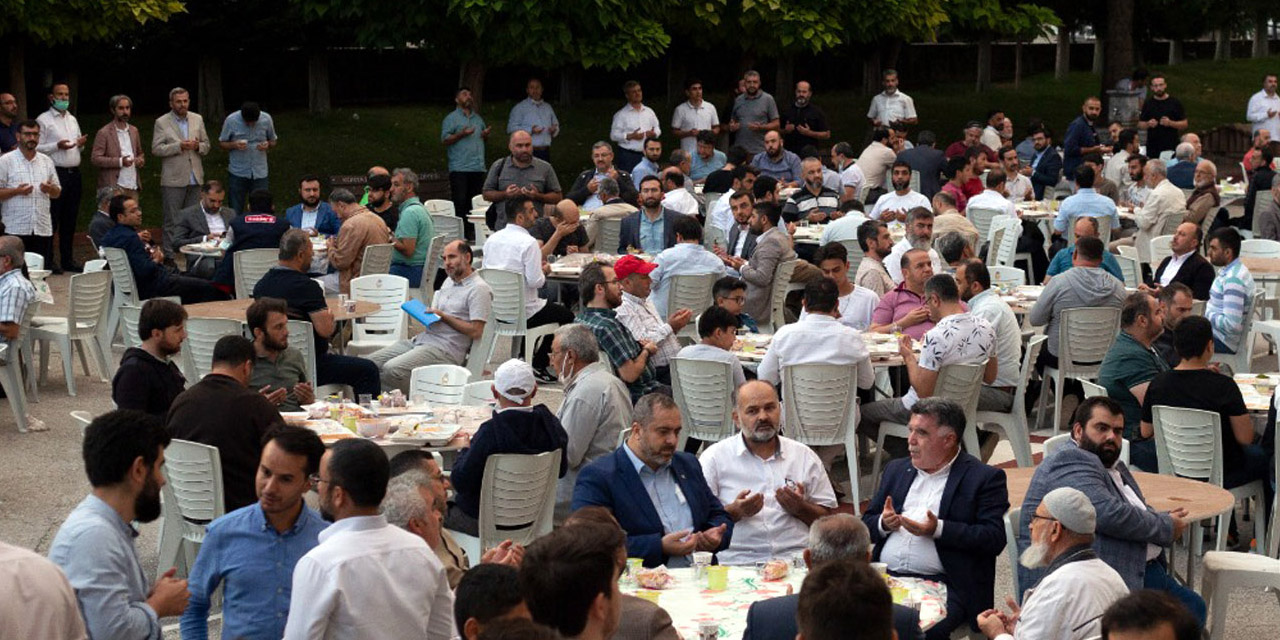 AGD ve MGV mezunları Konya'da hasret giderdi