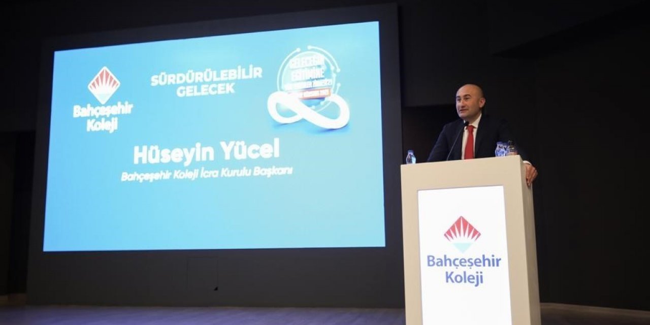 Bahçeşehir Koleji aşısını olmayan öğretmen ve personelle yollarını ayırıyor