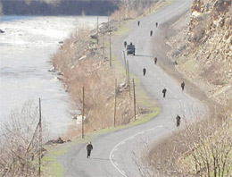 PKK'dan AK Partili başkana bomba