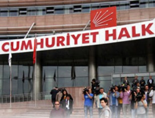 Kılıçdaroğlu meydanda, vekilleri kumarda