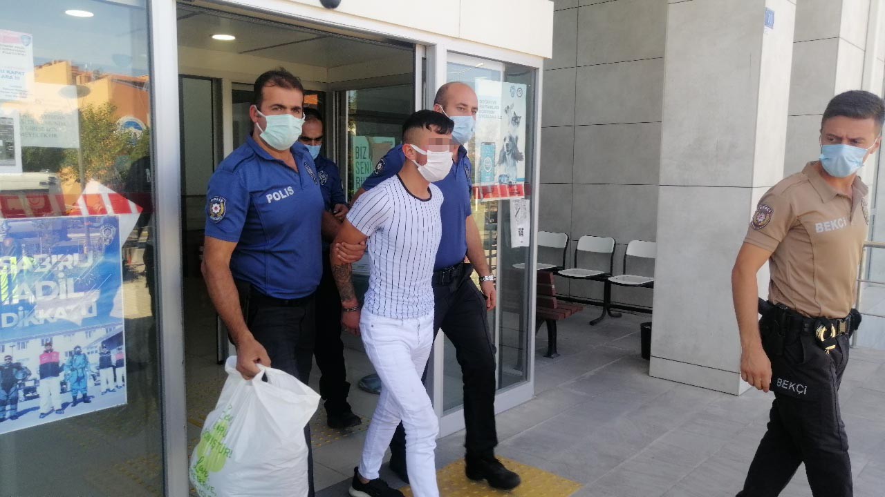 Eğlenmek için gittiği evde kız arkadaşını öldürdü