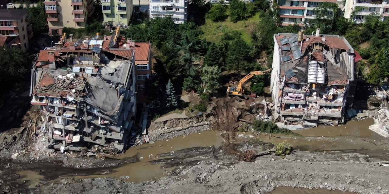 AFAD sel felaketinde son durumu açıkladı! Can kaybı artıyor
