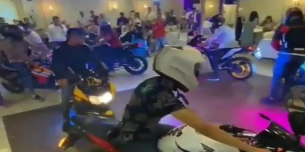 Düğünde damada sürpriz! Motosikletlerle salona daldılar