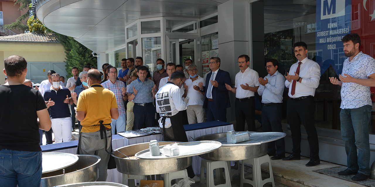 Konya SMMMO’da gelenek bozulmadı! Aşure etkinliği yine buluşturdu