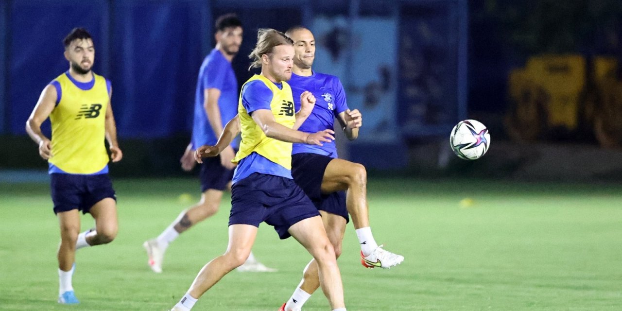 Adana Demirspor Konyaspor maçına hazırlanıyor