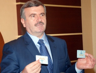 Büyükşehir'den 'sosyal kart' uygulaması