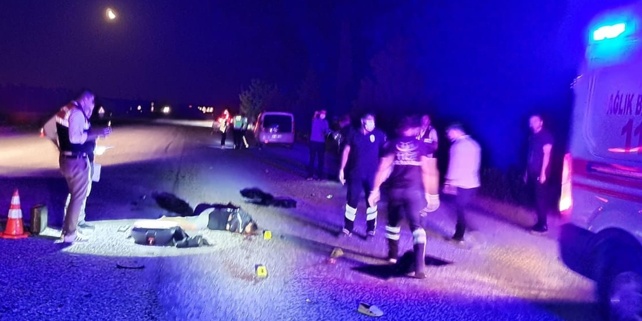 Kazada yola düşen eşini kurtarmak isterken otomobil çarptı! Eşi öldü Mahmut Atıcı yaralandı